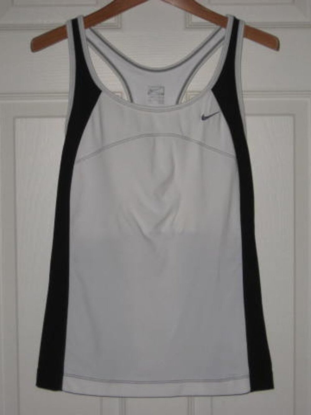 NIKE Performance XL Black White Tank Top Running Racerback Shelf Bra Excellent